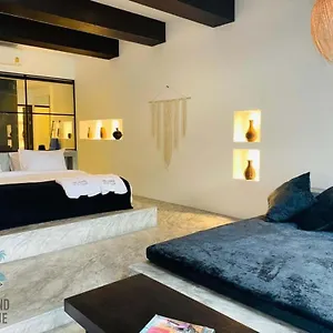 Tao Island Boutique 4* Тау